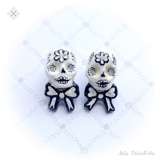 .Dear Death Earrings | Black and white